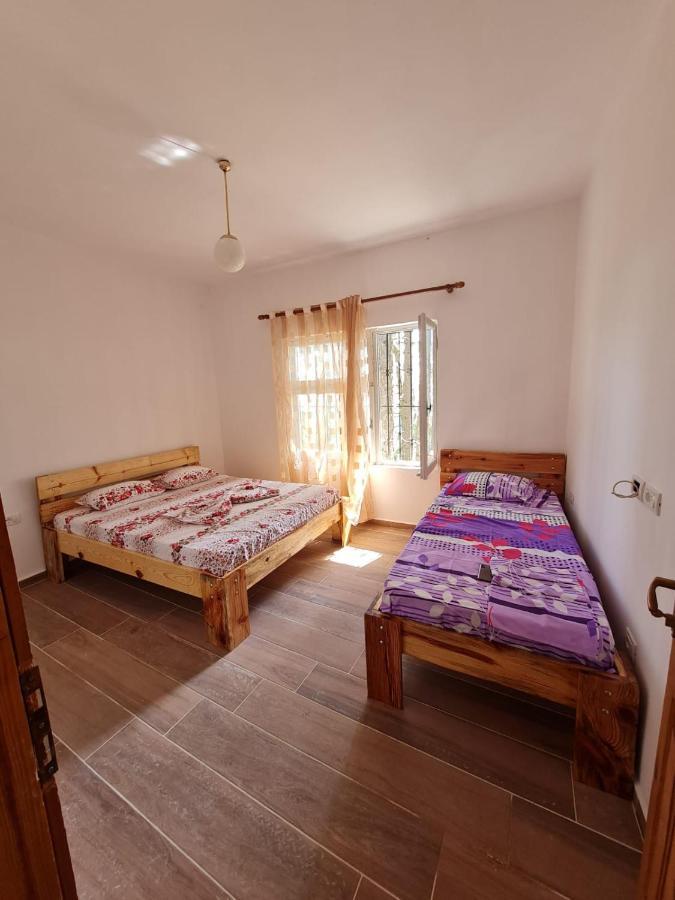 Bujtinat Skenderi Gjinar 2 Villa Exterior foto