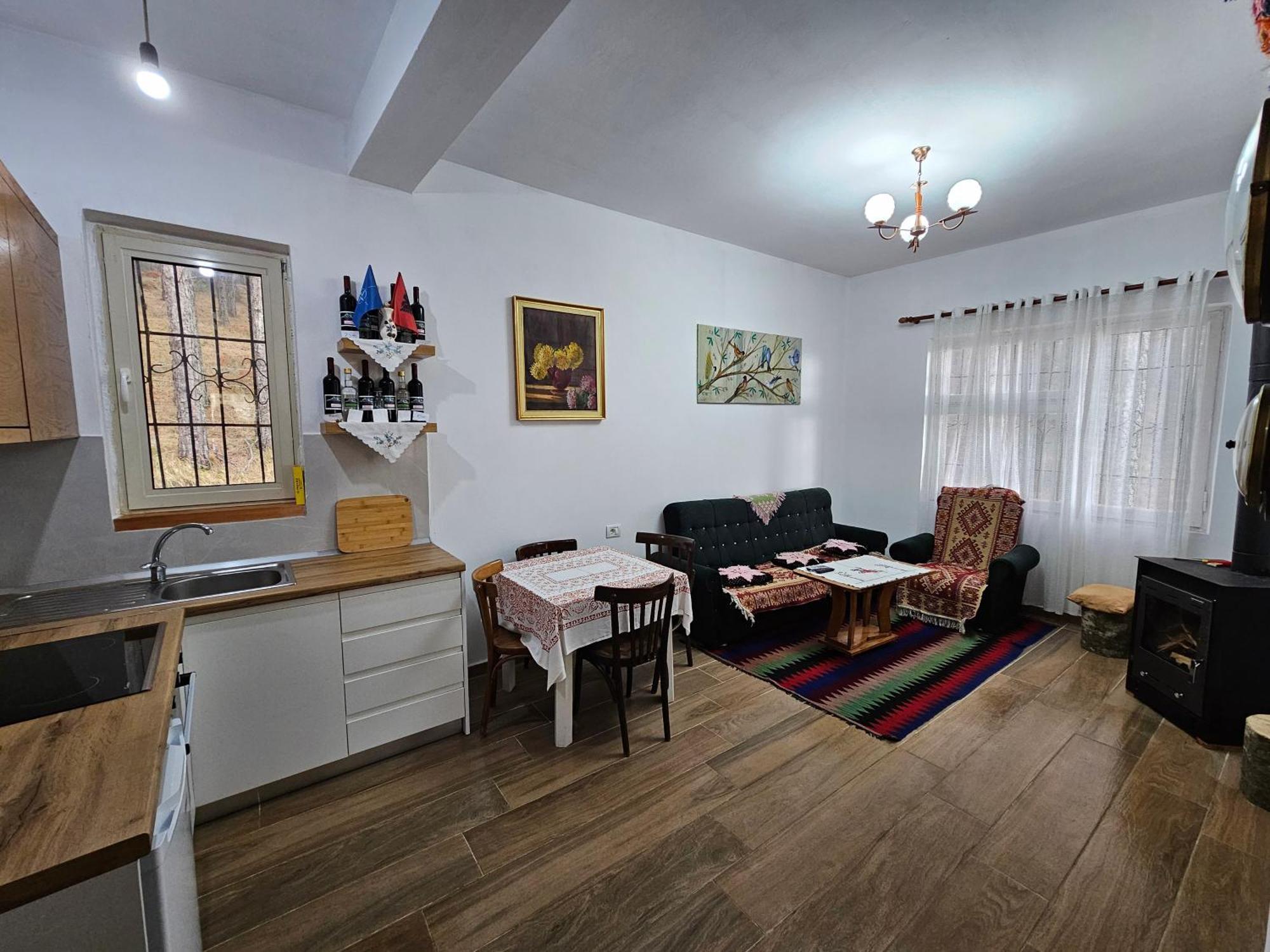 Bujtinat Skenderi Gjinar 2 Villa Exterior foto